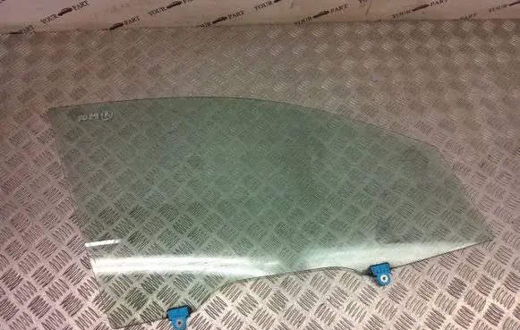 Mitsubishi Outlander Front door window glass four-door
