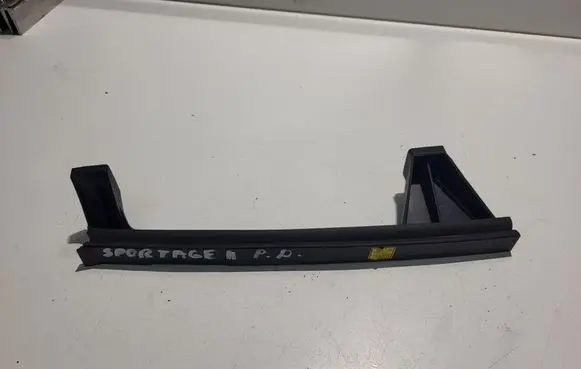 KIA Sportage Front door windshield rail 