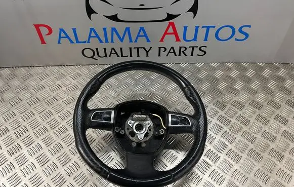 Audi A3 S3 8P Steering wheel 
