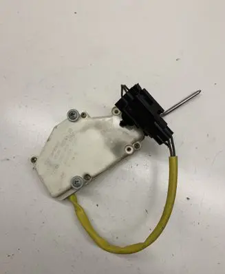 Volkswagen Sharan Central locking motor 7M0959775C 95VW9B241AB
