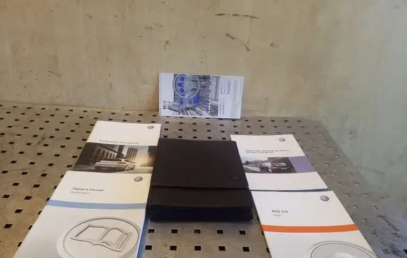 Volkswagen PASSAT B7 User manual 