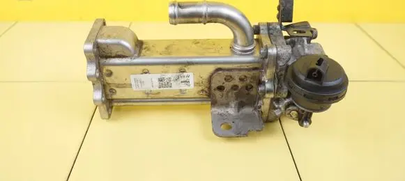 Hyundai i40 EGR valve cooler 284202A600 D4FD