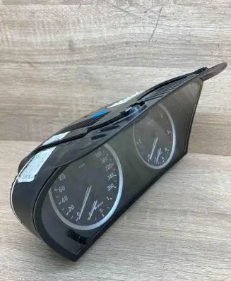 BMW 5 E60 E61 Speedometer (instrument cluster) 6958600 110080213 LHD