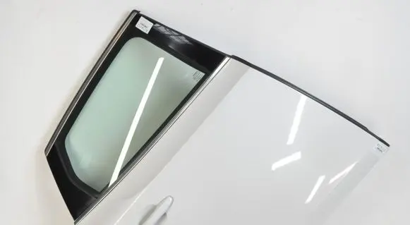 Volvo V40 Rear door 