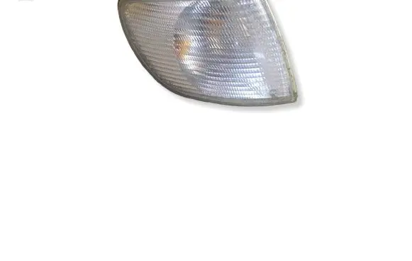 Audi A6 S6 C4 4A Front indicator light 185265B