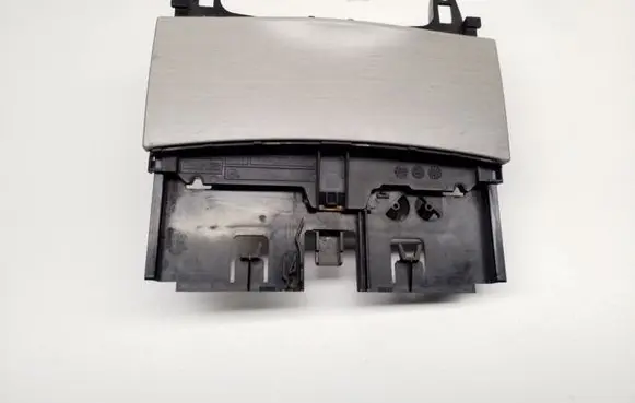 Mercedes-Benz E W212 Ashtray (front) A2046801350