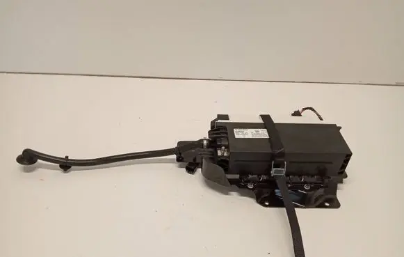 Volvo XC60 Hybrid / electric car battery 32300454
