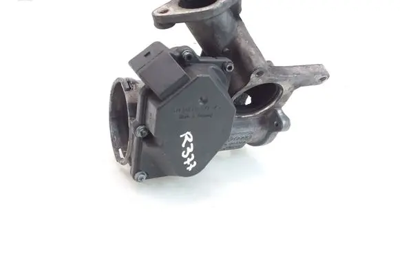 Volkswagen Caddy Throttle valve 03G128063A