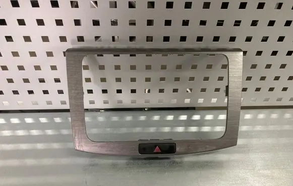 Volkswagen PASSAT B7 Radio/GPS head unit trim 3AA858069F
