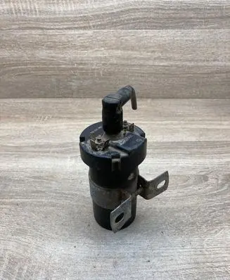 Volkswagen Golf II High voltage ignition coil 211905115D 1220522016