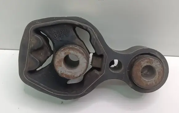 Mazda CX-5 Engine mount bracket 
