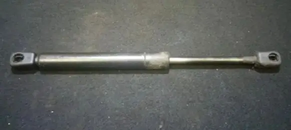 Audi A4 S4 B5 8D Tailgate/trunk strut/damper 4b5827552c