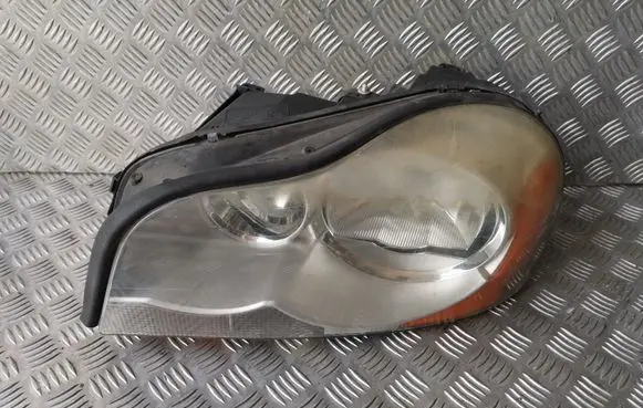 Volvo XC90 Headlight/headlamp 30698815 89900300