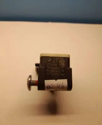 BMW X5 E70 Airbag deployment crash/impact sensor 0285003900 6911003
