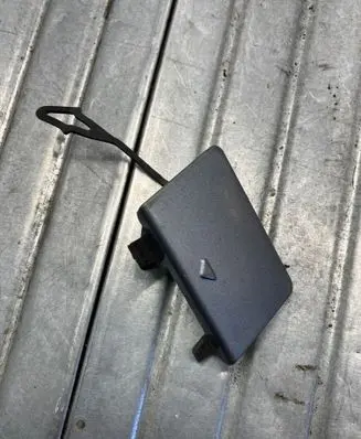 BMW 1 E81 E87 Front tow hook cap/cover 7117623 22944911