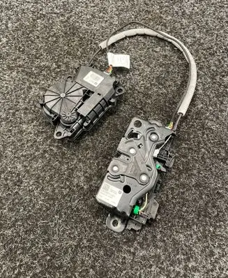 BMW X3 G01 Tailgate/trunk/boot lock/catch/latch 7357112 7383561