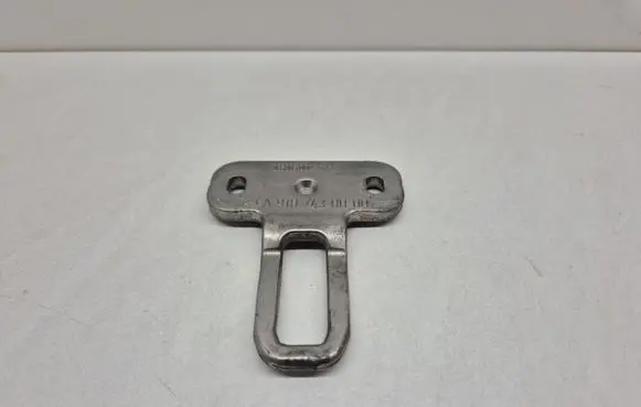 Mercedes-Benz Sprinter W907 W910 Loading door lock loop/hook striker A9107430000