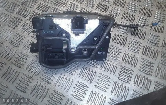 BMW 7 E65 E66 Rear door lock 7012145