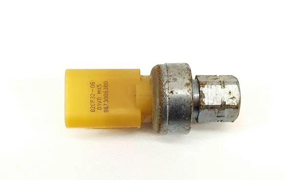 Air conditioning (A/C) pressure sensor