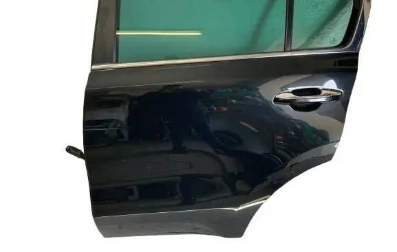 KIA Sportage Rear door