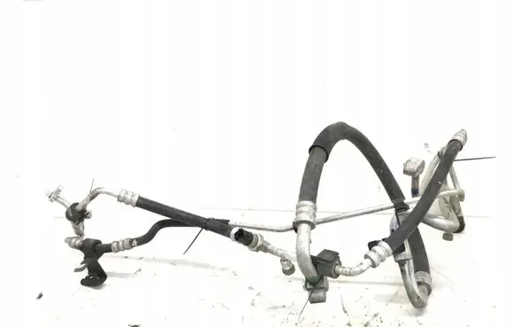 Renault Kangoo I Air conditioning (A/C) pipe/hose 8200247360