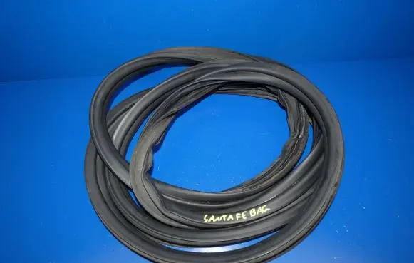 Hyundai Grand Santa Fe NC Trunk rubber seal (body) 