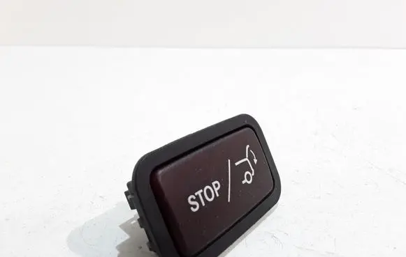 Mercedes-Benz E W212 Tailgate/trunk/boot open switch A2128210651