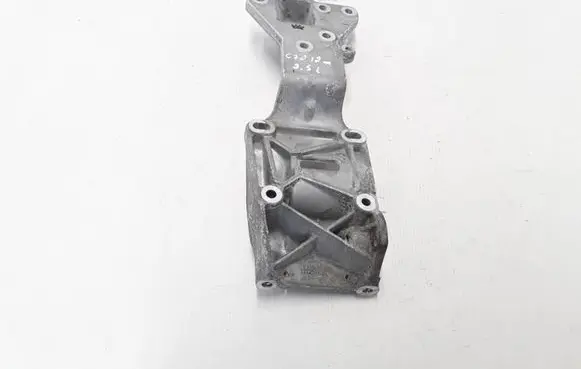 Volvo C70 Generator/alternator bracket 31251652