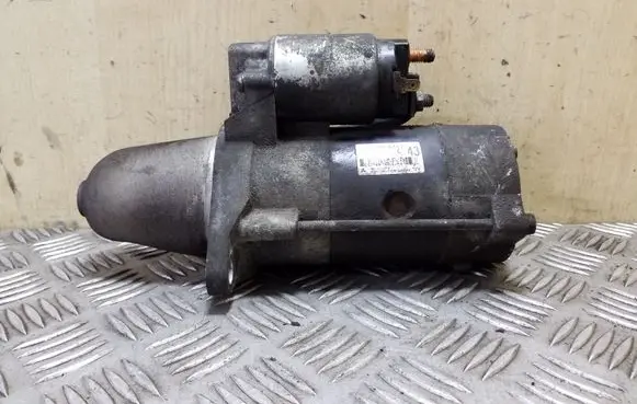 Subaru Outback Starter motor 23300AA620 M002T89071