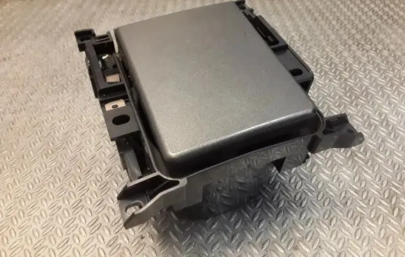 Lexus IS 220D-250-350 Cup holder 5562053030