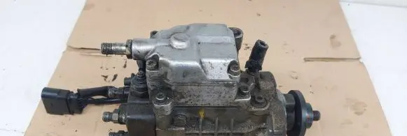 Audi A3 S3 8L Fuel injection high pressure pump 0460404977