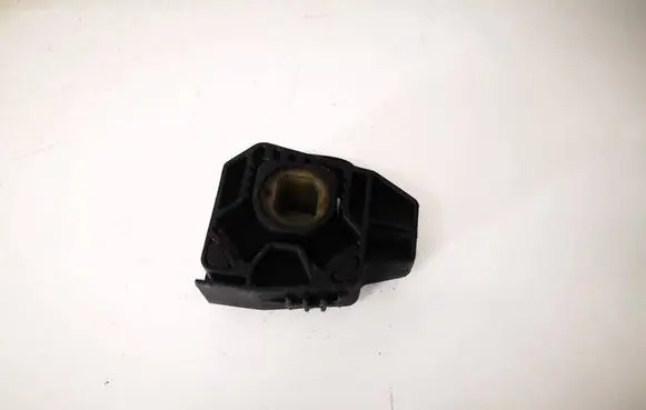 Seat Ibiza III (6L) Radiator mount bracket 6Q0121367A