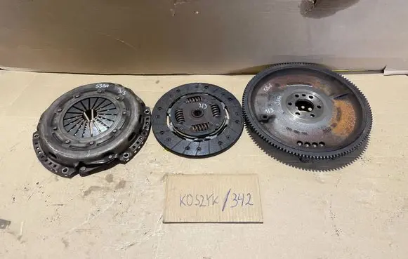 Mini One - Cooper Coupe R56 Clutch set kit V7552305