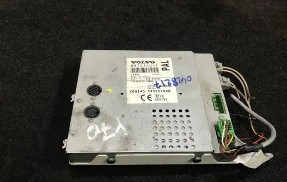 Volvo XC70 GPS navigation control unit/module 86731001 8673100-1
