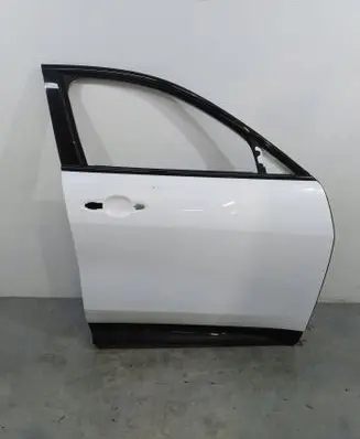 Alfa Romeo Tonale Front door 