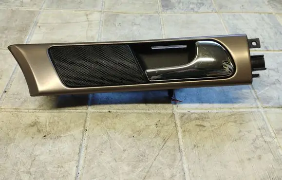 Audi A6 S6 C5 4B Front door interior handle 4B0837020
