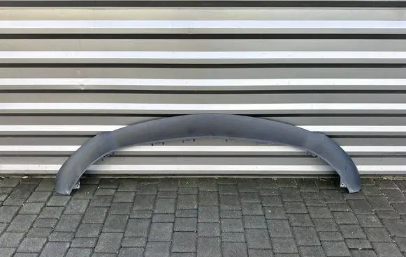 Mercedes-Benz EQC Front bumper lip A2938854401