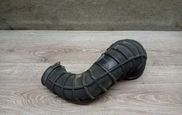 Volvo S80 Air intake hose/pipe 08634143
