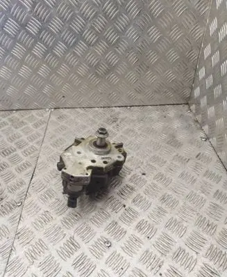 Renault Espace IV Fuel injection high pressure pump