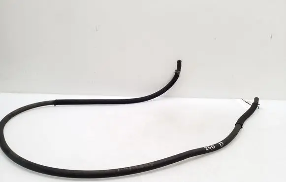Mercedes-Benz CLS C218 X218 Windshield washer fluid hose A2048300996