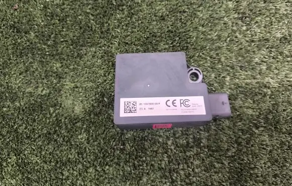 Tesla Model 3 Other control units/modules 109785500E 109785500F