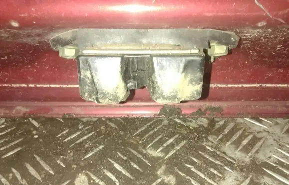 Suzuki Liana Tailgate/trunk/boot lock/catch/latch