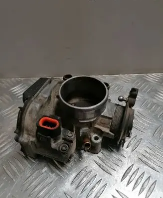 Volkswagen PASSAT B5 Throttle valve 058133063H 408237212002