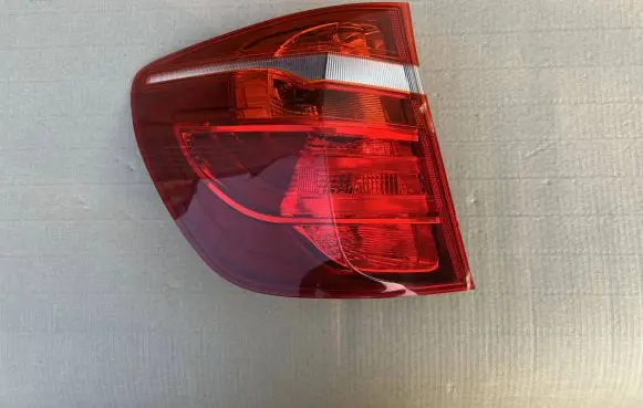 BMW X3 F25 Tailgate rear/tail lights 7217311