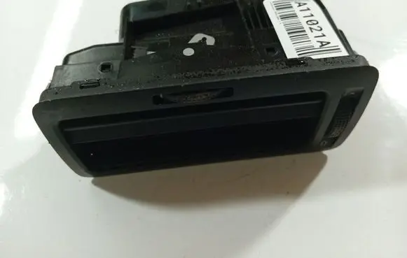 Volkswagen Bora Dash center air vent grill 1J1819710B