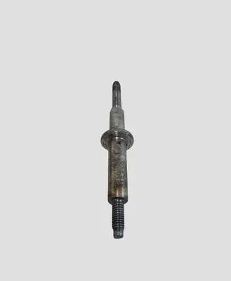 Mazda 6 Fuel Injector clamp holder