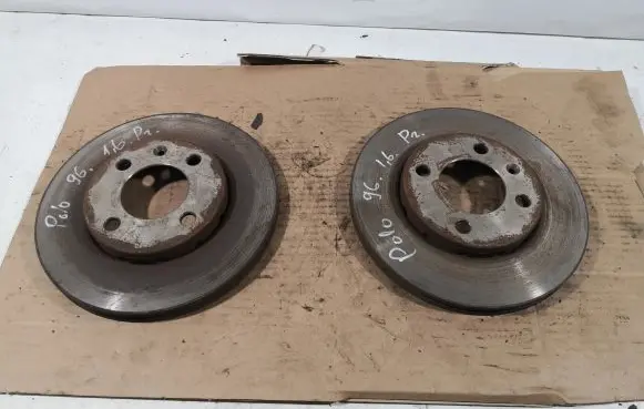 Volkswagen Polo III 6N 6N2 6NF Front brake disc