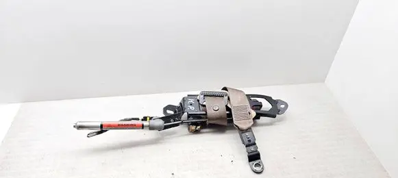 Volvo S80 Front seatbelt