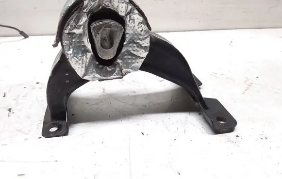 Lancia Voyager Gearbox mount P68091436AD
