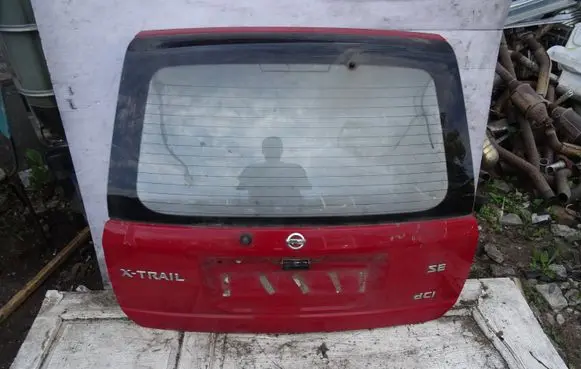 Nissan X-Trail T30 Tailgate/trunk/boot lid